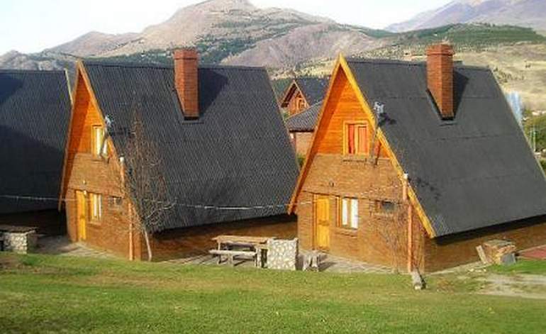 Bosque Andino - Cabanas / Esquel
