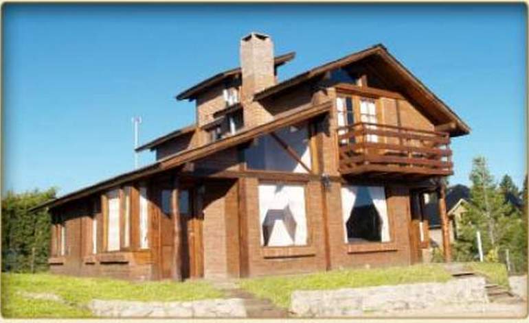 Las Lumas - Cabanas / Esquel