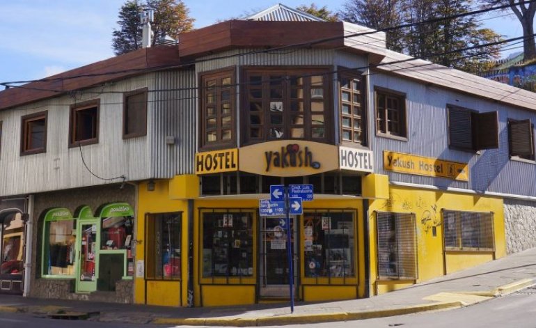 Yakush Hostel - Hostels albergues / Tierra del fuego